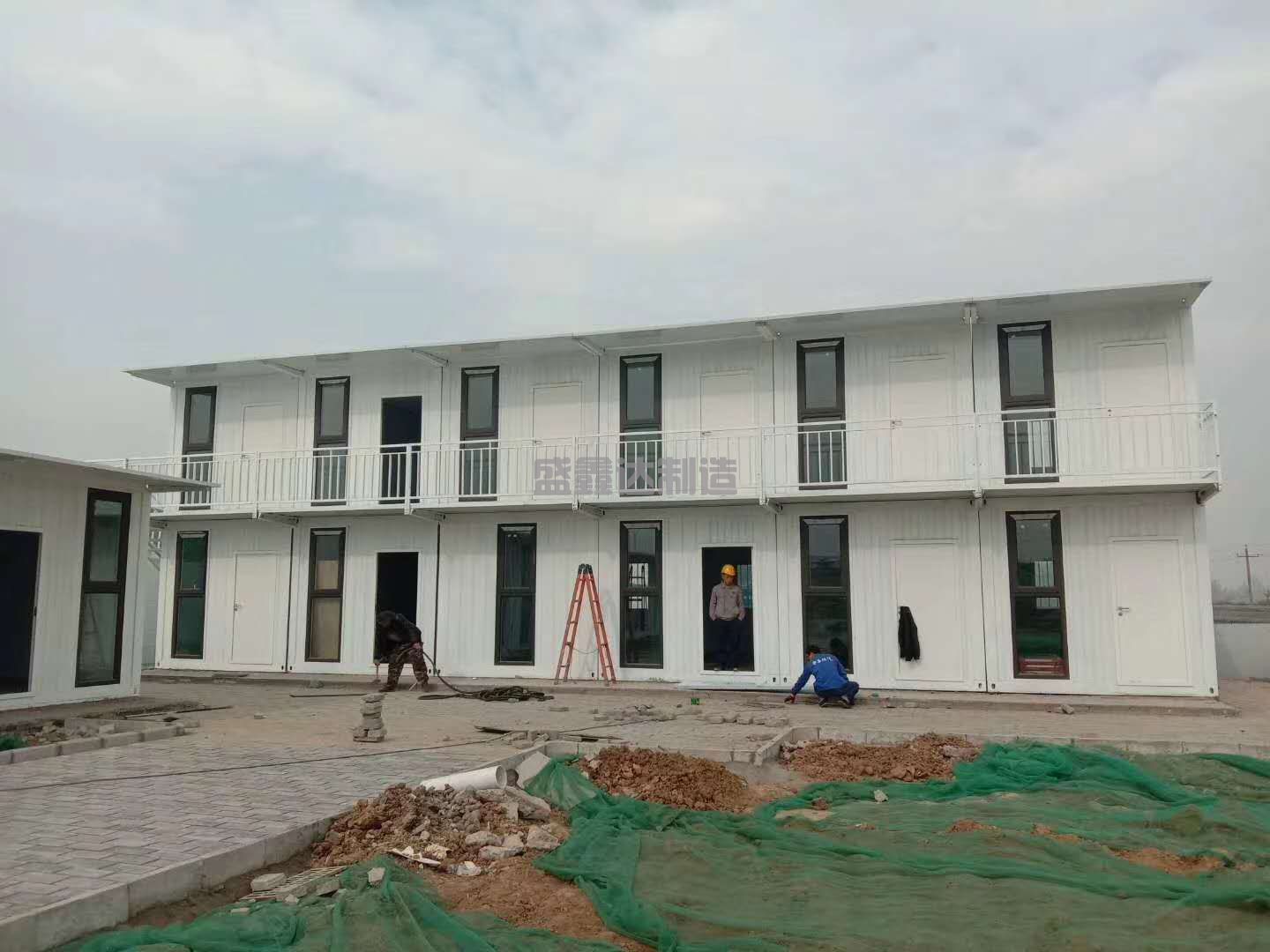 1-20122110304E27.jpg 1-20122110304E27.jpg